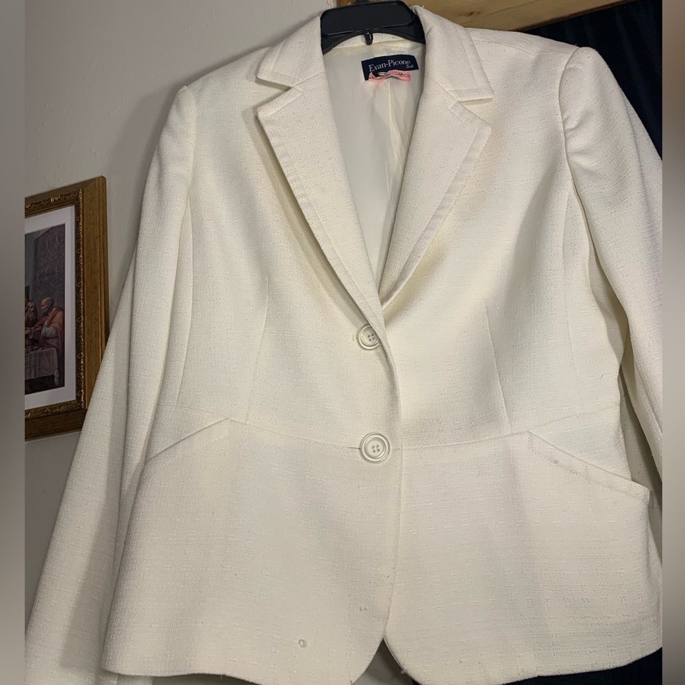 Elegant ivory women’s blazer 16